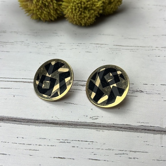 Vintage AVON Retro Geo Print Clip-on Earrings - Picture 4 of 5